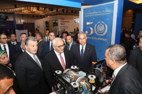 تحت شعار اصنع مستقبلك وزير التربية والتعليم يشهد افتتاح النسخة الثالثة للمنتدى والمعرض الدولي للتعليم 67722
