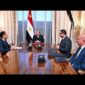 الرئيس عبد الفتاح السيسي يجتمع برئيس مجلس الوزراء ووزير الإسكان والمرافق والمجتمعات العمرانية