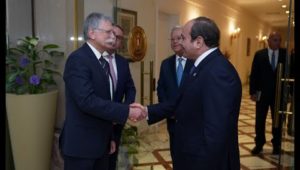الرئيس عبد الفتاح السيسي يستقبل رئيس البرلمان المجرى