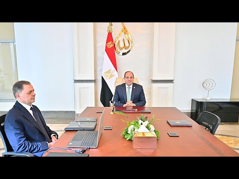 الرئيس عبد الفتاح السيسي يجتمع بوزير الداخلية hqdefaul 56