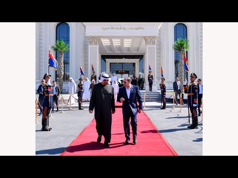 الرئيس عبد الفتاح السيسي يودّع رئيس دولة الإمارات العربية المتحدة في ختام زيارته الأخوية لمصر hqdefau 148