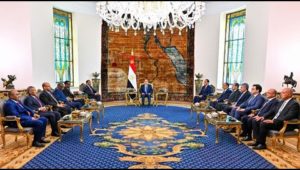الرئيس عبد الفتاح السيسي يستقبل رئيس مجلس الوزراء الانتقالي بجمهورية السودان