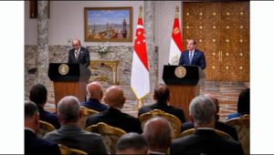 السيد الرئيس و رئيس جمهورية سنغافورة يشهدان توقيع عدد من مذكرات التفاهم ويعقدان مؤتمرًا صحفيًا