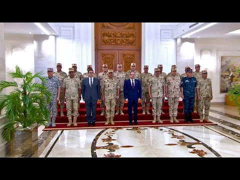 الرئيس عبد الفتاح السيسي يترأس اجتماع المجلس الأعلى للقوات المسلحة بالكيان العسكري hqdefaul 12