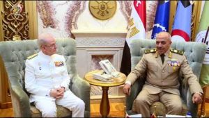 الفريق أحمد خليفة رئيس أركان حرب القوات المسلحة يلتقى رئيس أركان الدفاع الأسبانى