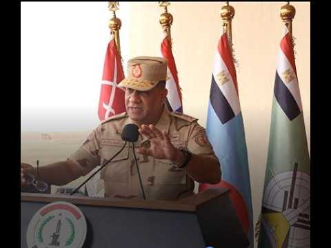 الفريق أشرف سالم زاهر يشهد تنفيذ المشروع التكتيكى بجنود لإحدى وحدات الجيش الثانى الميدانى hqdefaul 42